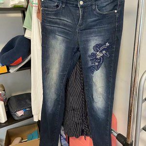Guess Women medium rise Jeans 29